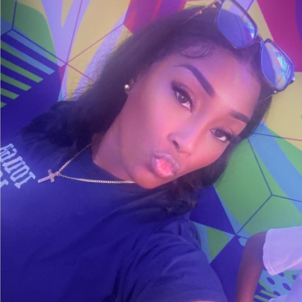 Meet your Posher, Shar